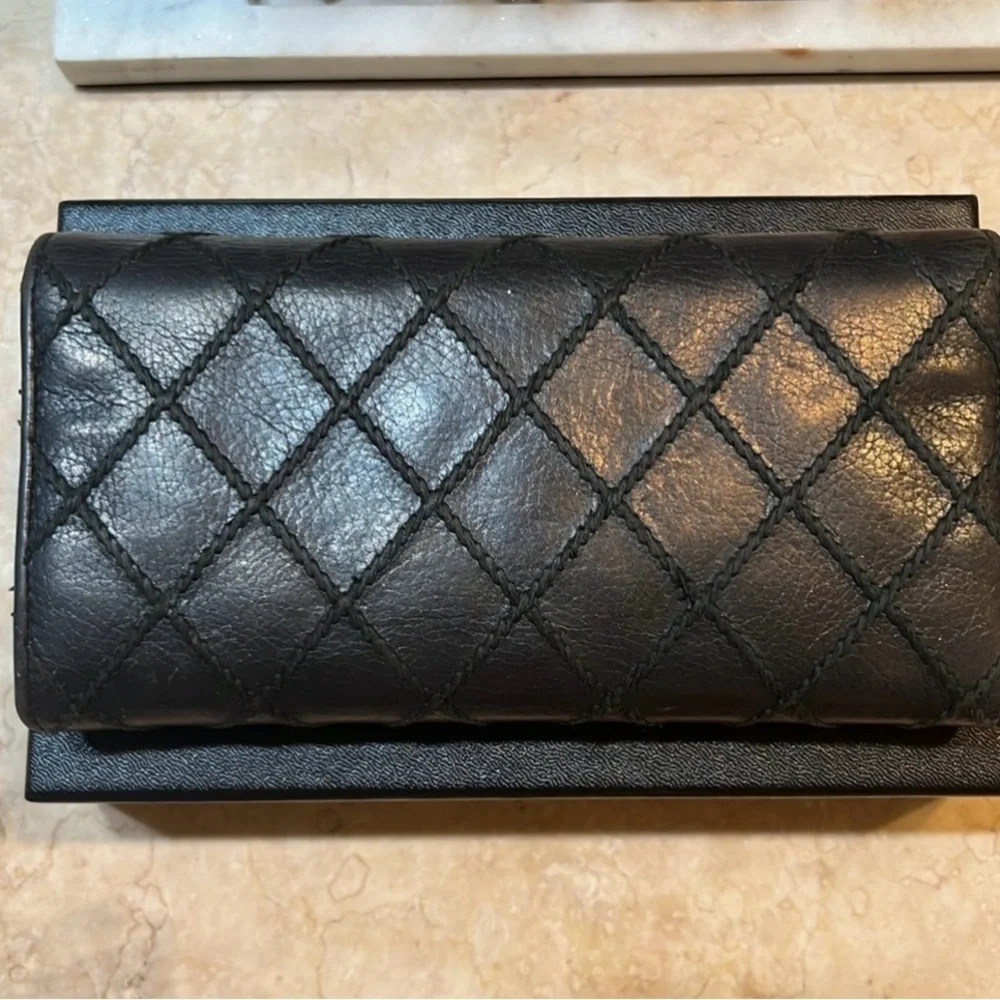 Authentic Chanel Diamond Stitch Long Leather Wallet.